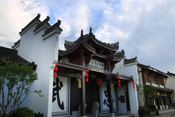 紫薯别再蒸着吃了，这样做易吸收，肠胃好，又浓香